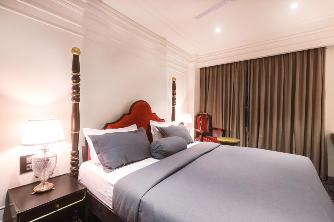 The Saga Hotel Green Park New Delhi Exterior photo
